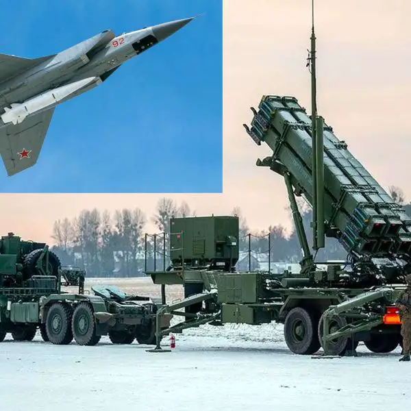Poland briefly put Patriot defenses at Rzeszów Jasionka on high alert after four Russian MiG-31s carrying Kh-47M2 Kinzhal missiles flew along the Baltic in Russian airspace, highlighting how nearby hypersonic threats now trigger rapid NATO responses (Picture Source: Polish MoD / Russian MoD)