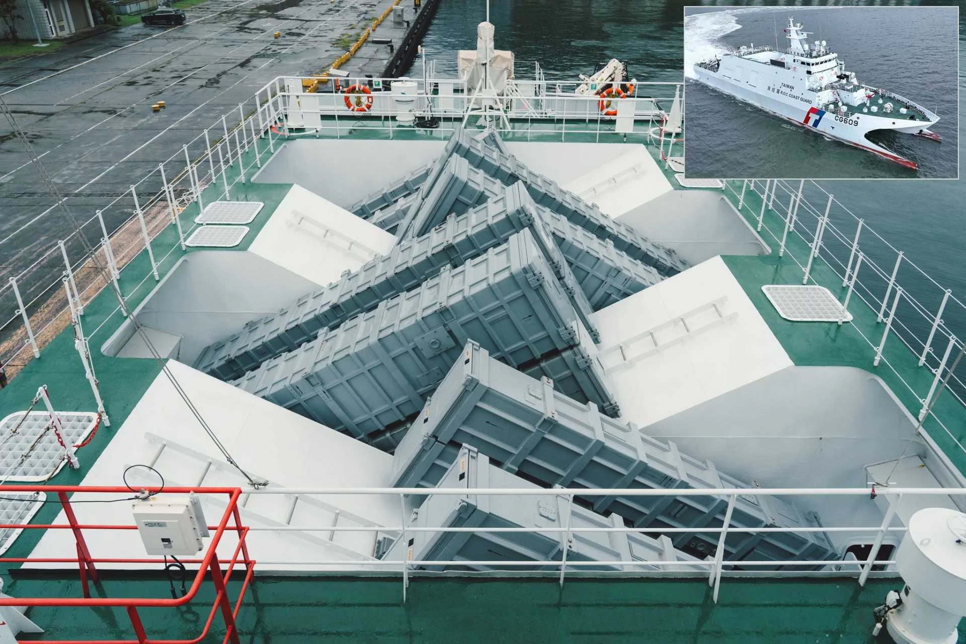 Taiwan%20Coast%20Guard%20installs%20anti-ship%20missiles%20on%20Wanli%20Anping-class%20patrol%20vessel%20for%20wartime%20drills%20925%20004-054b5c4f.webp