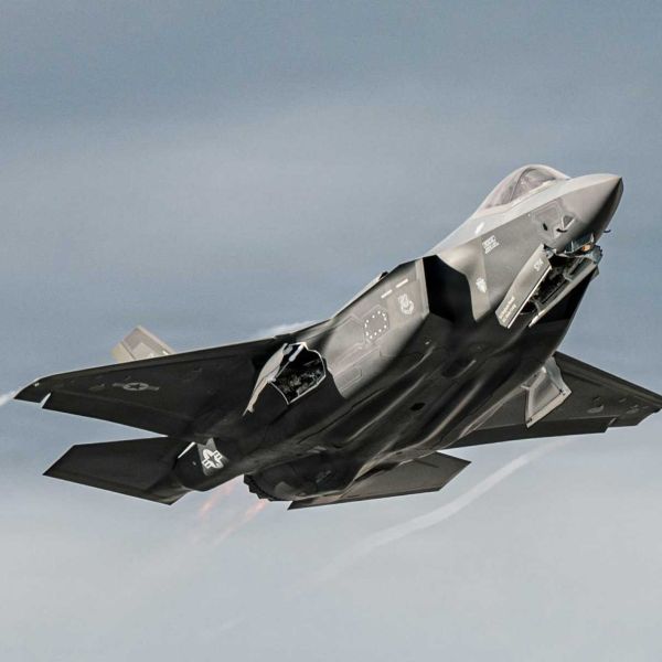 Switzerland’s path toward the F-35A began in the mid-2010s as part of the Air2030 program, launched to replace the aging F/A-18C-D Hornet and F-5 Tiger fleets while renewing ground-based air defense. (Picture source: US Air Force)