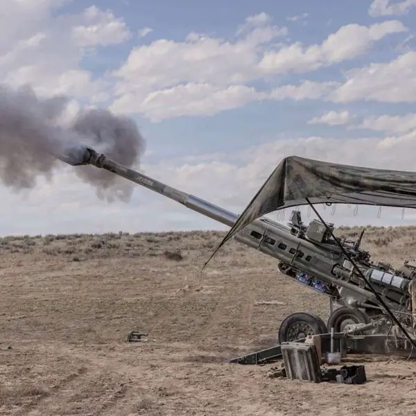 U.S. Army Soldiers fire the M777A2 155mm howitzer during Ivy Mass at Pinyon Canyon, Colorado, testing the Artillery Execution Suite to improve artillery coordination and responsiveness in large-scale combat operations (Picture source: U.S. DoW).