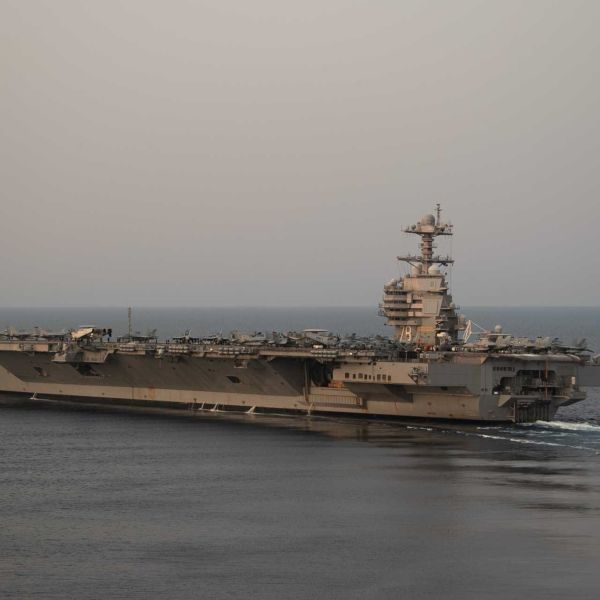 The Overmatch Brief simulations indicate that, once the protective bubble is weakened, the Ford itself becomes increasingly exposed to precision strikes that can damage the flight deck, critical sensors, or propulsion systems, even if the ship is not sunk outright. (Picture source: US Navy)