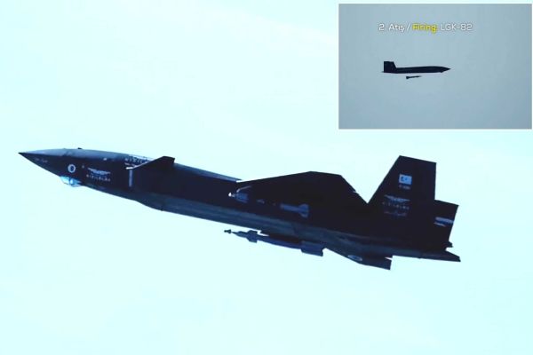 Turkish Baykar’s Bayraktar KIZILELMA unmanned fighter aircraft releases an ASELSAN LGK-82 precision-guided bomb during live firing tests validating the platform’s air-to-ground strike capability with Turkish-developed guided munitions.