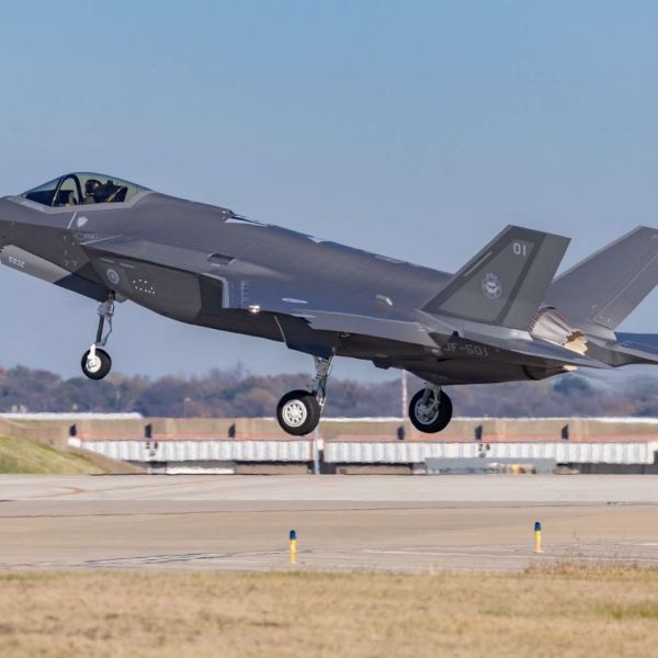 Finland’s F-35A brings fifth-generation stealth, long-range sensor fusion, and advanced electronic warfare to the Nordic theatre, offering precision strike, air superiority, and seamless NATO interoperability while operating from dispersed highway bases in harsh Arctic conditions (Picture source: Lockheed Martin).