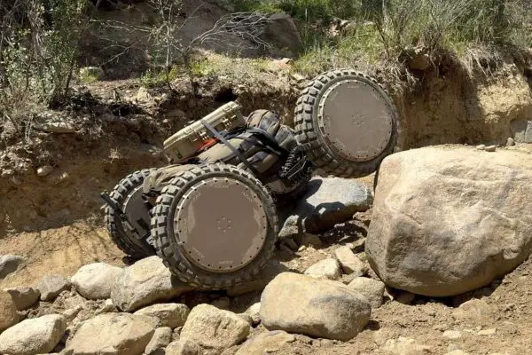 AZAK’s wheel-centric unmanned mobility system integrates motor, battery, and control electronics inside each wheel, enabling chassis-free platforms with high torque, low center of gravity, rapid assembly, and strong off-road performance for logistics, casualty evacuation, and autonomous ground missions (Picture source: AZAK).