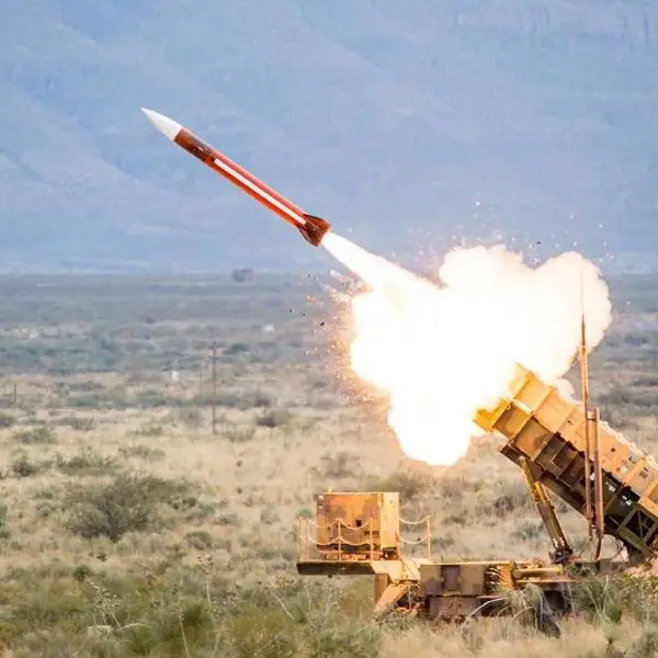 Spain is moving to strengthen its national air and missile defense with a $1.7 billion agreement for four Raytheon Patriot fire units, reflecting Europe’s accelerating focus on countering advanced aerial and missile threats (Picture Source: RTX)