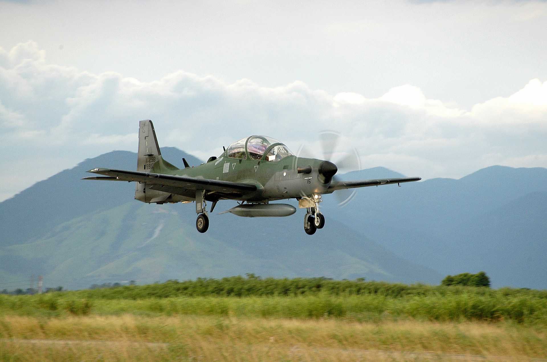The A-29 Super Tucano can employ missiles, general-purpose bombs, cluster munitions, incendiary weapons, and a wide range of precision-guided bombs, alongside FLIR sensors, drop tanks, and chaff and flare countermeasures. (Picture source: French MoD)