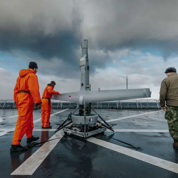 Royal Netherlands Navy personnel operate Shield AI’s V-BAT aboard HNLMS Johan de Witt during its first at-sea deployment, marking a key step in fielding a compact shipborne ISR drone to strengthen Dutch and NATO maritime surveillance in contested waters (Picture source: Dutch Navy).