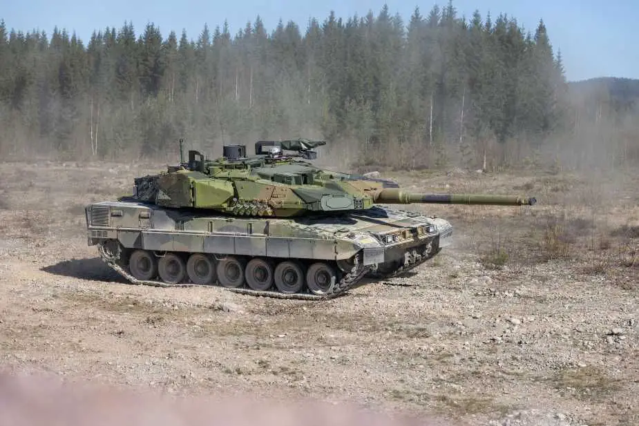 Leopard 2A8 main battle tank, reflecting the European approach to armored warfare with emphasis on modular protection, high mobility, and adaptability in comparison with the U.S. M1A2 SEPv3. (Picture source : Norway MoD)