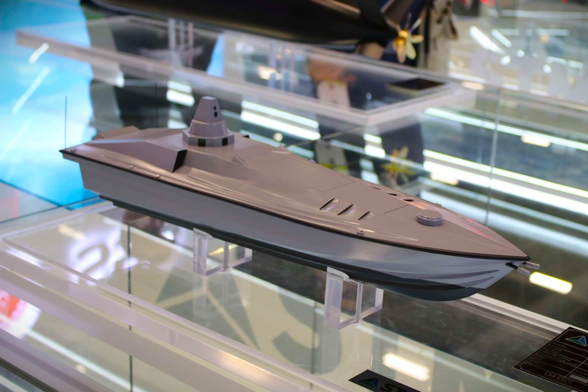 Türkiye’s STM unveiled the YAKTU kamikaze unmanned surface vessel, a high-speed autonomous swarm strike craft designed to strengthen NATO-compatible naval warfare capabilities (Picture Source: Army Recognition Group)