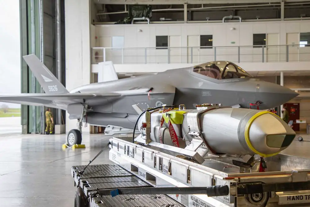 The Joint Strike Missile (JSM) can be carried internally by F-35 fighter aircraft, providing a long-range precision strike capability against both land and maritime targets. (Picture source: Norway MoD)