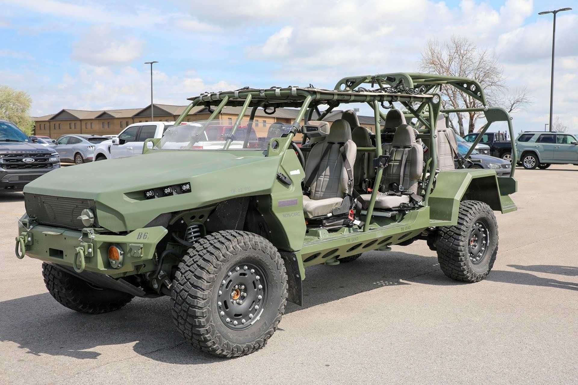 Soldiers from the Tennessee National Guard’s 278th Cavalry Regiment became the first in the state to qualify as drivers of the U.S. Army’s new Infantry Squad Vehicle during training at Fort Campbell, Kentucky, April 1. (U.S. Army photo by Sgt. 1st Class Timothy Cordeiro)