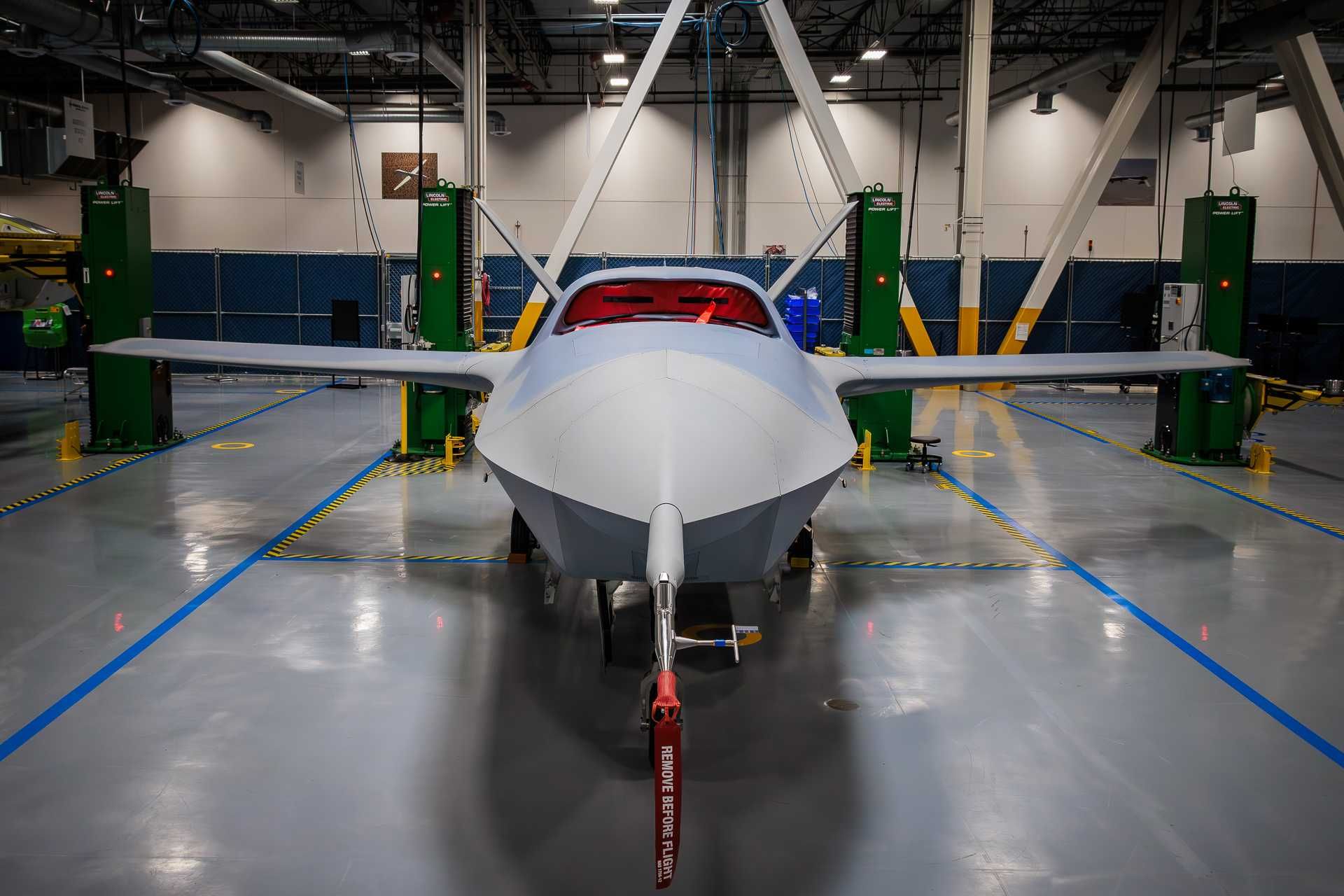 Developed by General Atomics Aeronautical Systems, the YFQ-42A Dark Merlin, the first official Increment 1 CCA contender, emphasizes modular payloads, autonomous teaming, and relatively low procurement cost for ISR, air-to-air support, strike, and electronic warfare missions. (Picture source: US DoD)