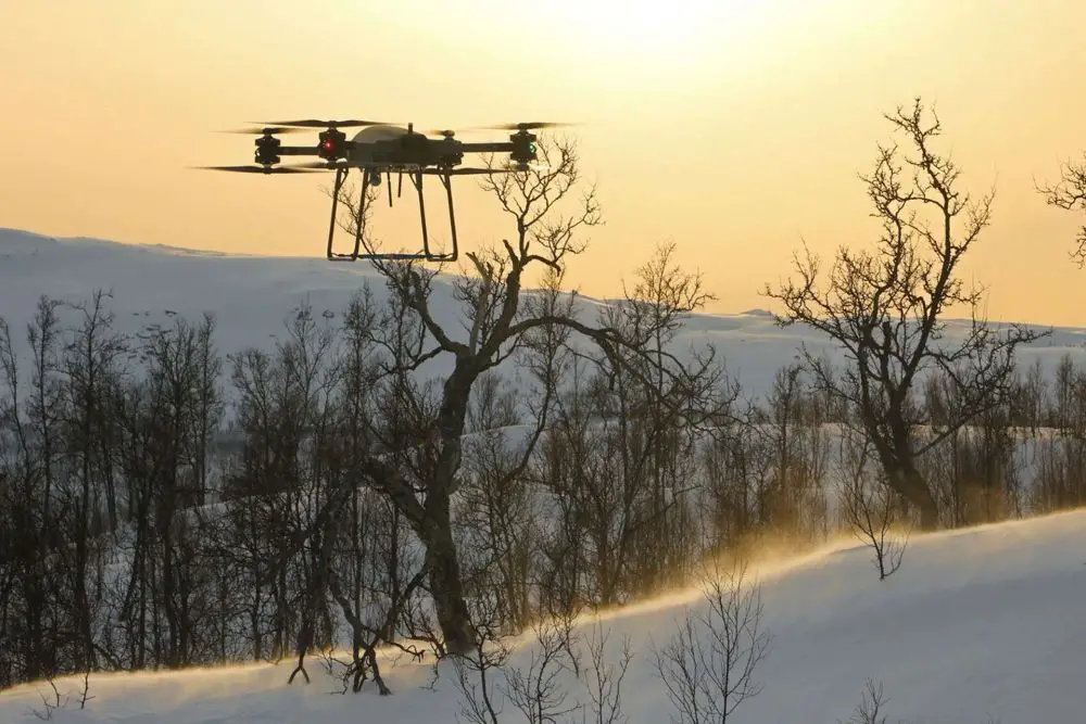 Royal Marines made history in Arctic Norway by using the Malloy T-150 heavy-lift drone to resupply mortar and machine-gun teams, proving autonomous logistics can sustain combat power in extreme cold and strengthen NATO’s growing High North posture (Picture source: BAE Systems).