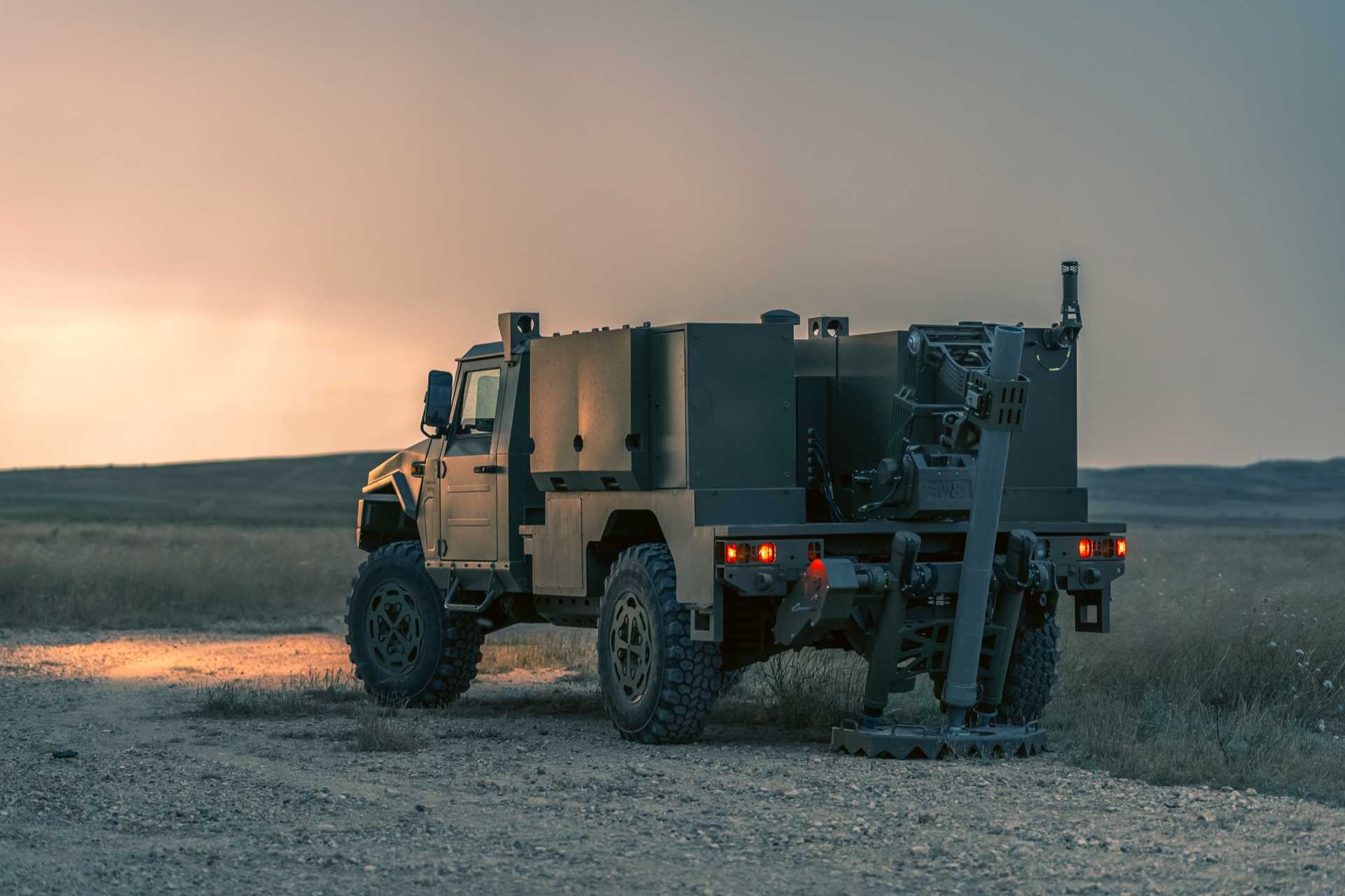 The new tube-mounted INS ensures the EMOC hits its target with perfect accuracy even when GPS is jammed or the vehicle moves during firing on rough ground. (Picture source: EM&E Group)