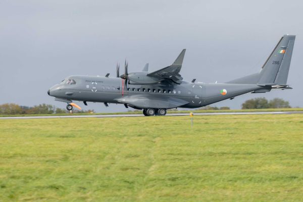 At the time of the Irish C295 flight, the Bella 1/Marinera tanker was located roughly 400 km west of Ireland, sailing north and remaining outside Ireland’s Exclusive Economic Zone, which extends about 370 km from the coast. (Picture source: Irish Defence Forces)