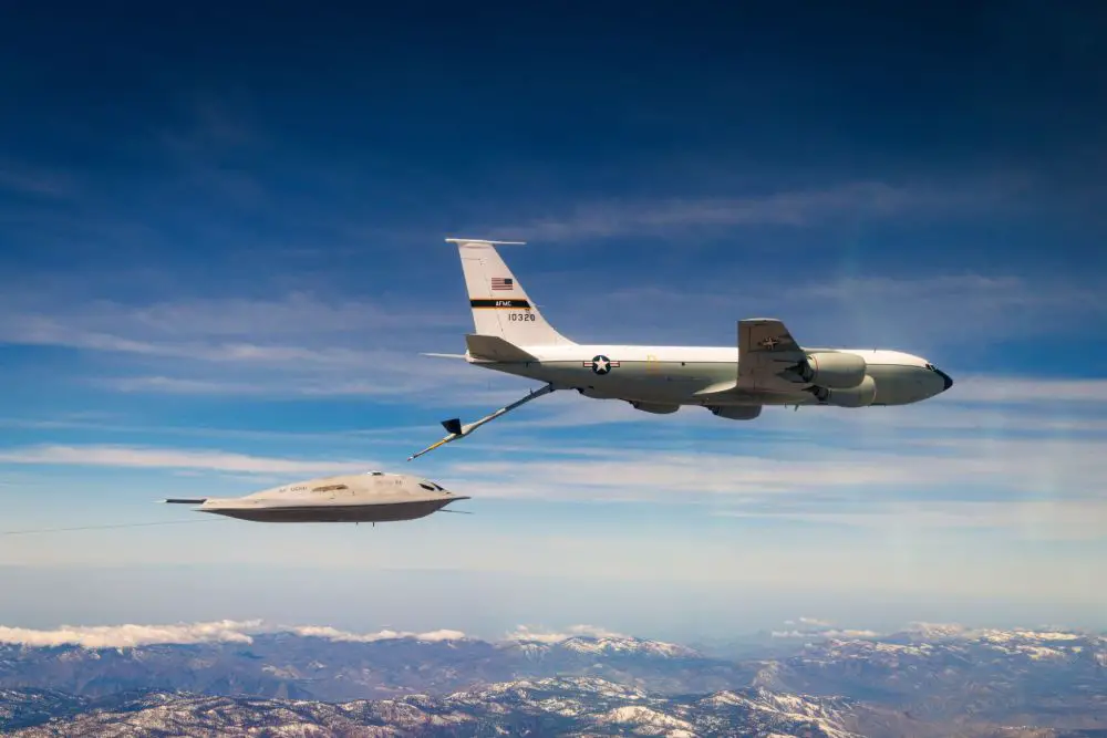 A B-21 Raider Bomber refuels from a KC-135 Stratotanker as part of testing to validate long-range penetrating strike capability and extend global operational reach. (Picture source: US DoD)