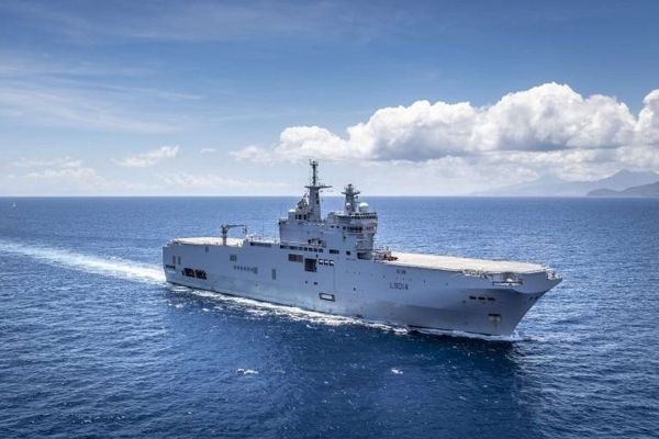 French Navy amphibious assault ship Tonnerre sails toward the Eastern Mediterranean as part of Paris’s effort to secure evacuation, command, medical, and littoral response options near Lebanon amid the widening U.S.-Israel-Iran crisis (Picture source: French MoD).