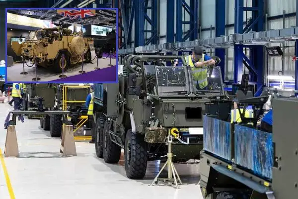 The first Jackal 3 Extenda vehicles have rolled off Babcock’s Devonport production line, marking the start of deliveries for the UK Army’s next phase of high-mobility fleet renewal (Picture Source: Army Recognition Group / Babcock International)