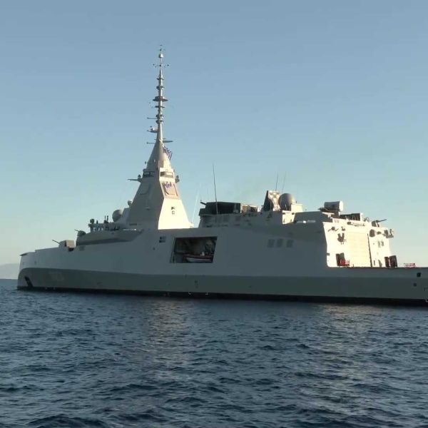 The HS Kimon is equipped with a heavier air defense and anti-submarine fit than its French counterpart, carrying Aster-30 surface-to-air missiles in A50 vertical launchers, Exocet MM40 Block 3C anti-ship missiles, and MU90 lightweight torpedoes. (Picture source: Hellenic Navy)