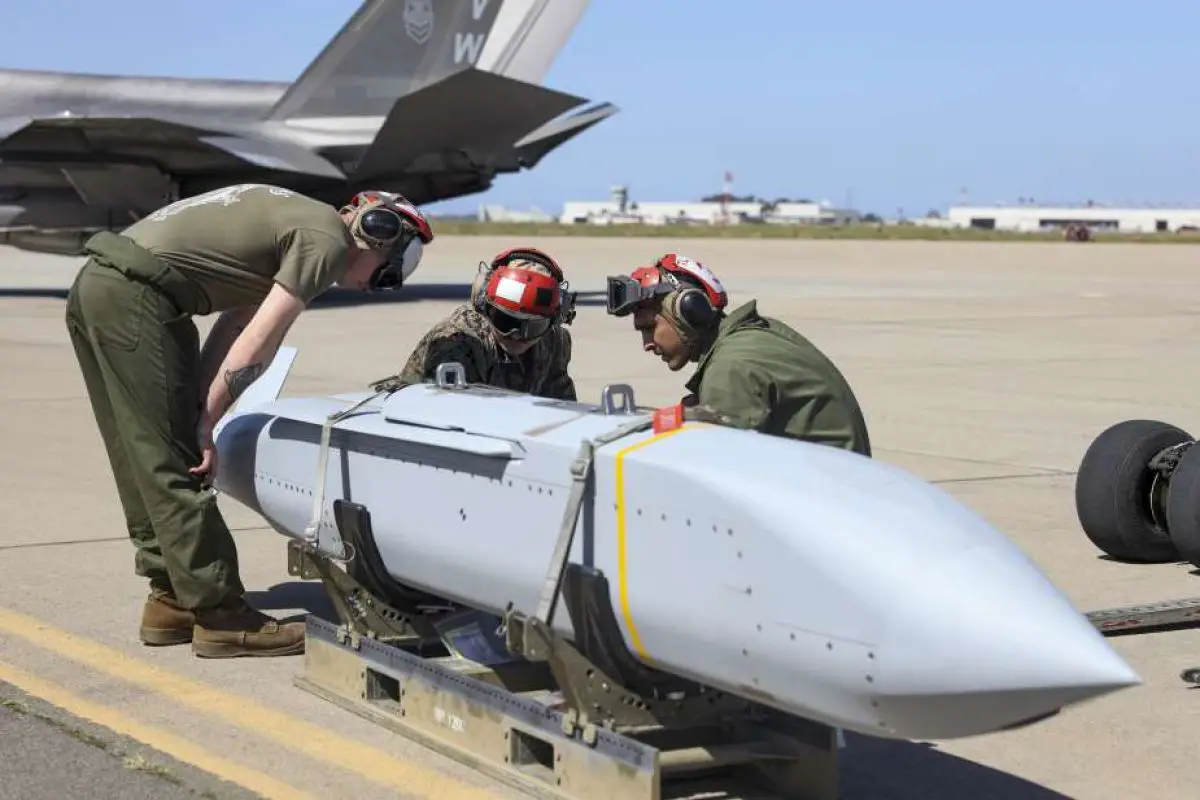 AGM-154 JSOW Joint Standoff Weapon