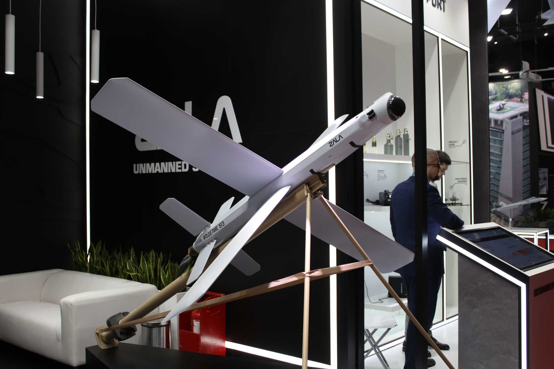 The Z-51E can now use a single-use catapult to be launched, which is integrated into a disposable, factory-sealed unit that is transported, positioned, and activated with a minimal preparation time, measured in minutes. (Picture source: Army Recognition)