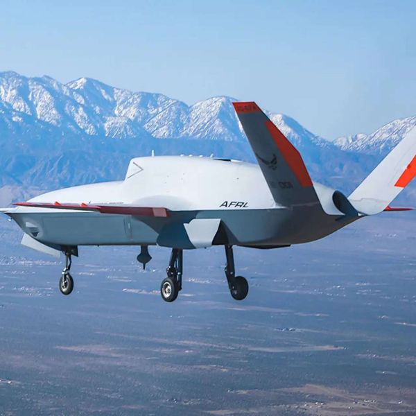 The X-68A is an air-launched, jet-powered uncrewed “missile truck” that flies ahead of manned fighters or cargo aircraft, then releases its own captive air-to-air missiles to extend engagement range and push the air-combat front line deeper into contested airspace (Picture source: General Atomics Aeronautical).
