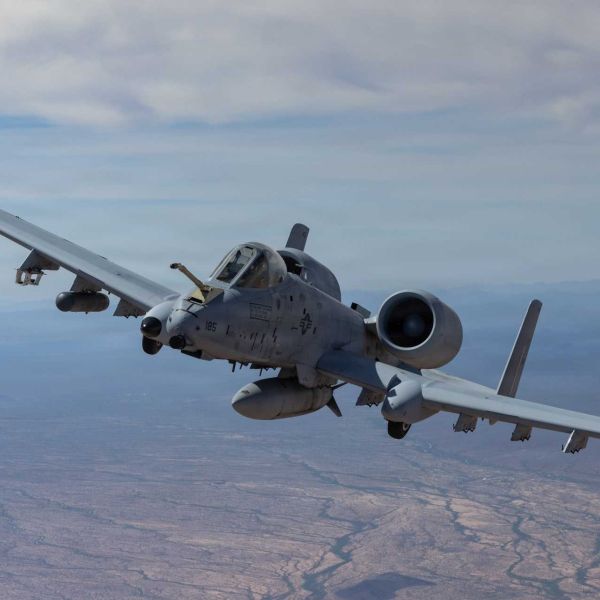 An A-10 Thunderbolt II conducts its first-ever probe-and-drogue aerial refueling from a C-130 tanker on April 2, 2026, marking a major expansion in operational flexibility.