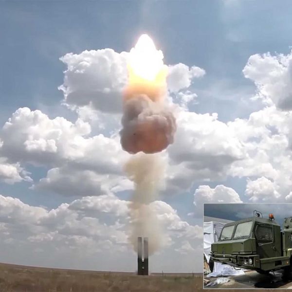 Russian officials describe the S-500 as suitable for the defence of key regions, large cities, industrial areas, and strategic sites against ballistic and hypersonic missiles, stealth aircraft, AWACSs, low-orbit satellites, and near-space objects. (Picture source: Russian MoD)