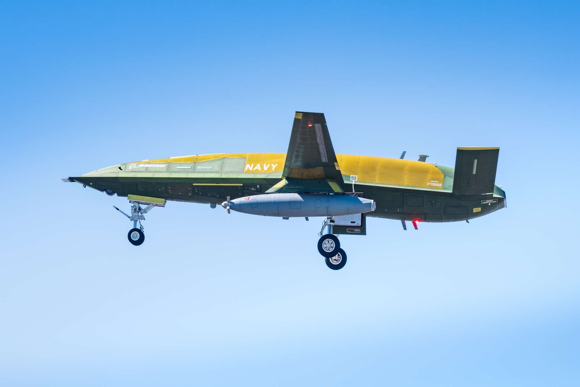Boeing’s MQ-25A Stingray has been cleared for low-rate initial production, moving the U.S. Navy closer to carrier-based unmanned aerial refueling that can extend the range and endurance of F/A-18E/F, EA-18G, E-2D, and F-35C aircraft (Picture source: Boeing Defense).