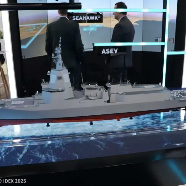 The two ASEV vessels are expected to rank among the largest surface combatants, with an overall length of about 190 meters, a beam of 25 meters, and a full-load displacement possibly exceeding 16,000 tons, surpassing the U.S. Navy’s Arleigh Burke Flight III destroyers. (Picture sources: Army Recognition and Missile Defense Agency)