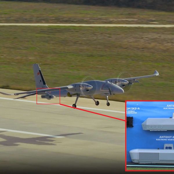 Bayraktar Akinci equipped with Aselsan ANTIDOT 2-U/ES and 2-U/EA pods during a recent exercise signaling Türkiye’s shift toward unmanned SEAD and stand-off jamming capabilities (Picture Source: Army Recognition and Baykar)