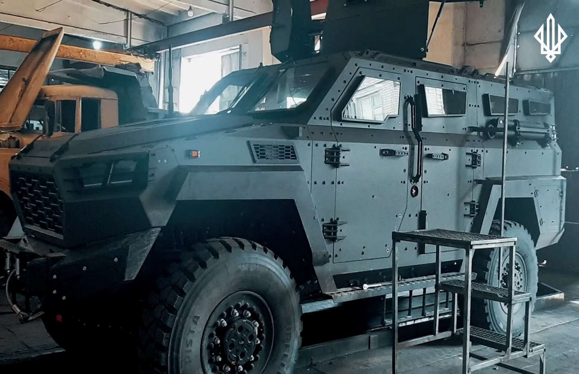 The Ukrainian Inguar-3 is a modular armored 4x4 with STANAG 3 protection, a 356 hp Deutz powertrain, and integrated counter-drone EW, boosting frontline mobility and survivability (Picture source: Screenshot from the 3rd Operational Brigade of the National Guard's video).