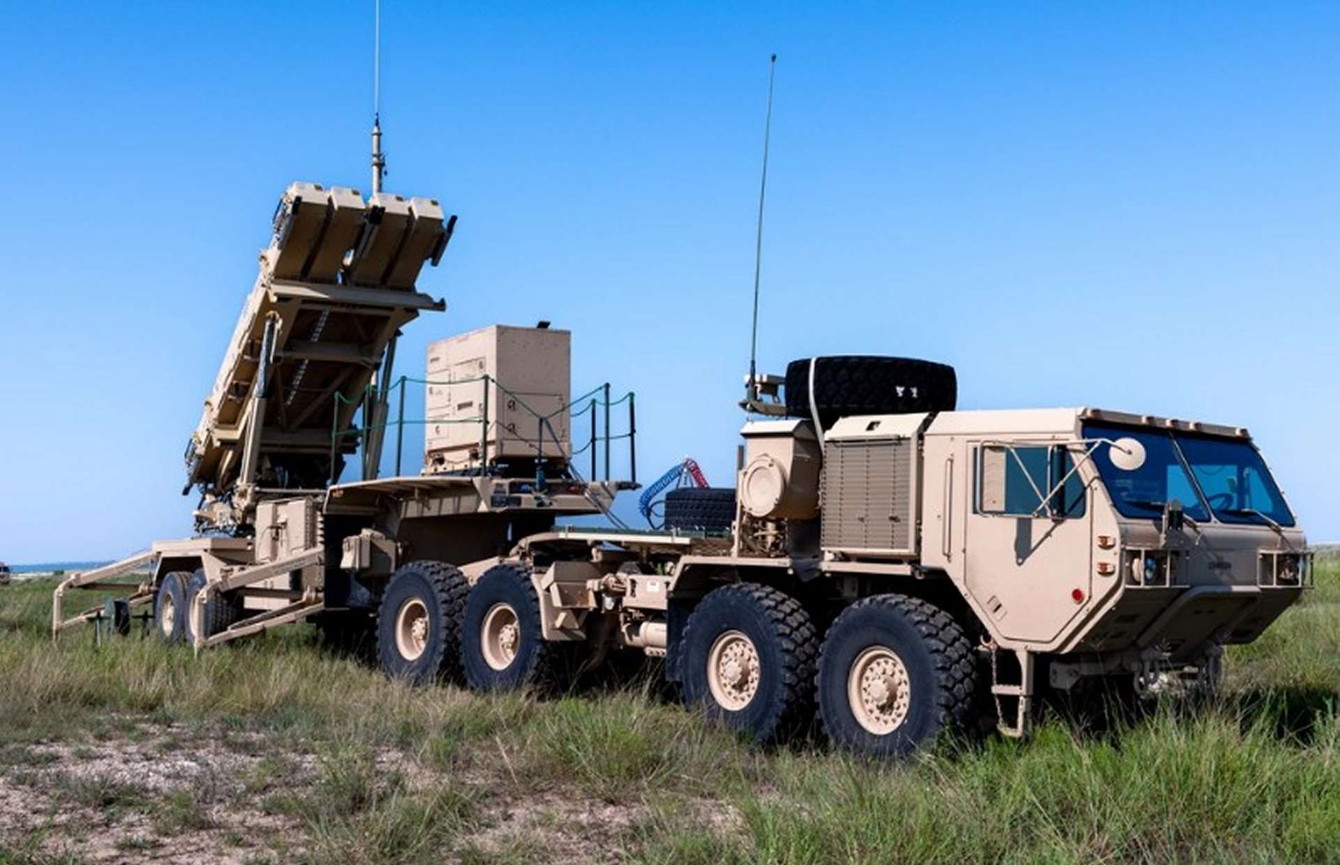 Patriot long-range SAM uses AN/MPQ-65 radar and PAC-3 MSE to defeat ballistic and cruise missiles, integrating into NATO layered air defense (Picture source: U.S. DoW).