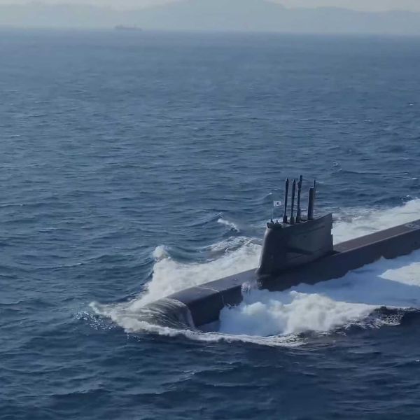 The voyage, spanning 14,000 km from Jinhae to Victoria, is synchronized with the final phase of Canada’s decision to acquire up to 12 submarines, placing this deployment at the intersection of naval capability assessment and strategic industrial positioning. (Picture source: South Korean Navy)