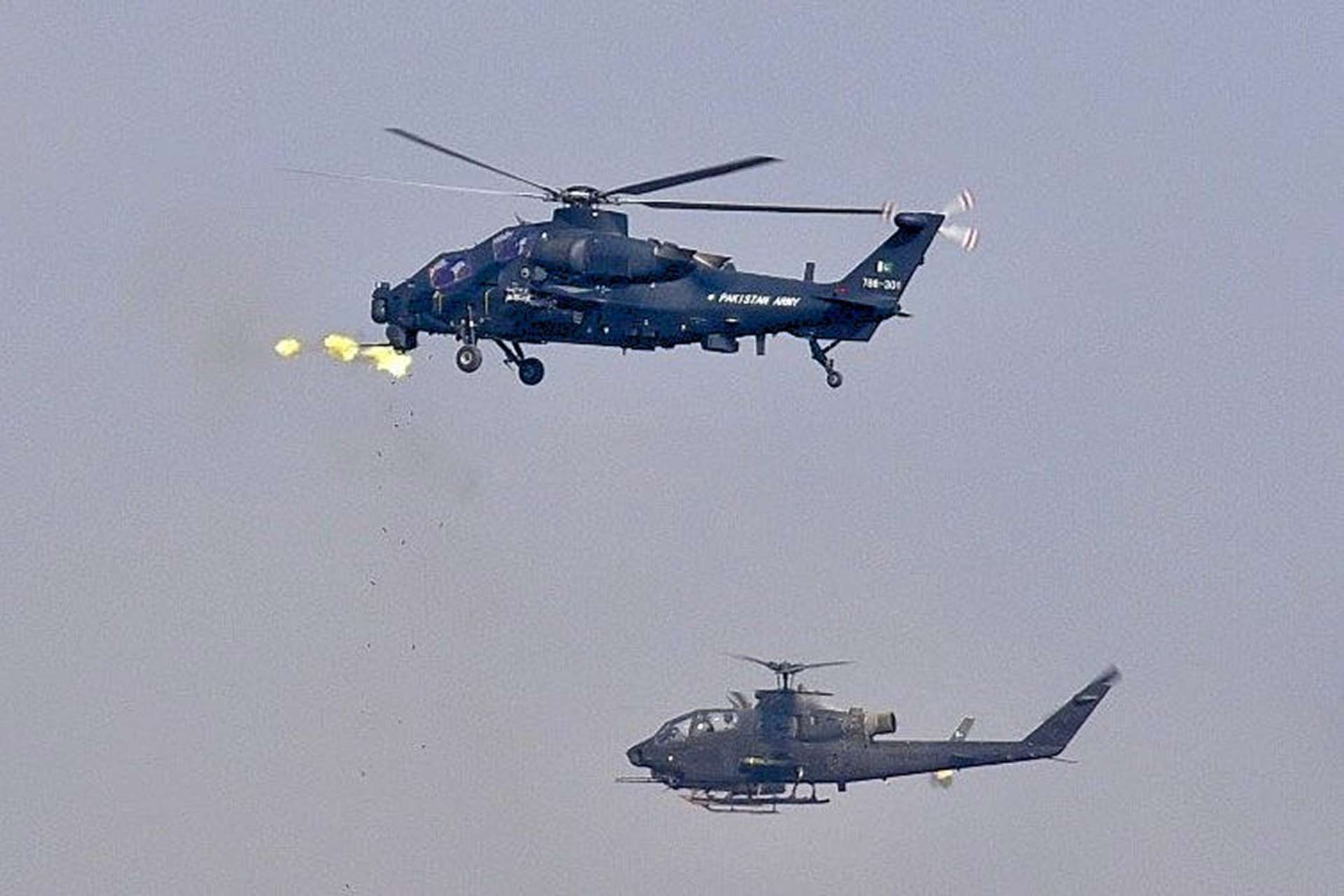 Pakistan showcased its readiness with Z‑10ME‑II and AH‑1F Cobra helicopters in a major firepower drill (Picture Source: Pakistan Local Media)