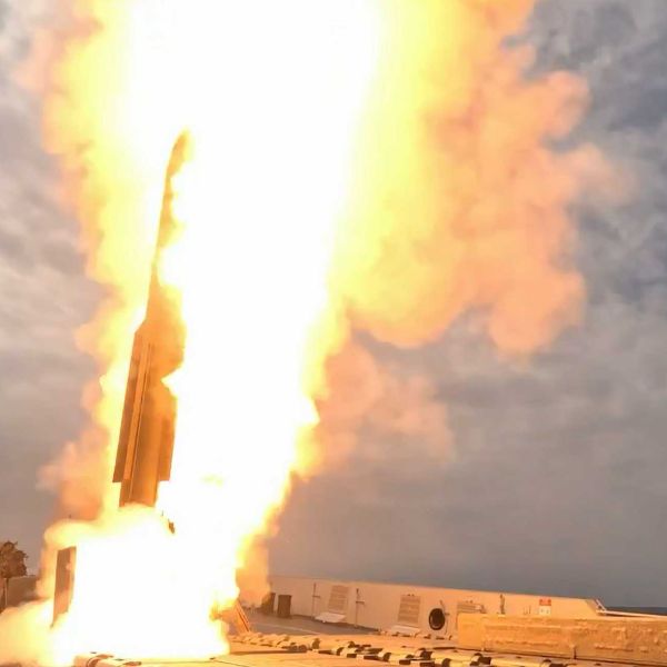 PNS Taimur (F-262), a Pakistan Navy Type 054A/P-class guided-missile frigate, launches a Chinese-made LY-80(N) surface-to-air missile during a live-fire exercise on January 10, 2026, demonstrating extended-range fleet air defense capabilities.