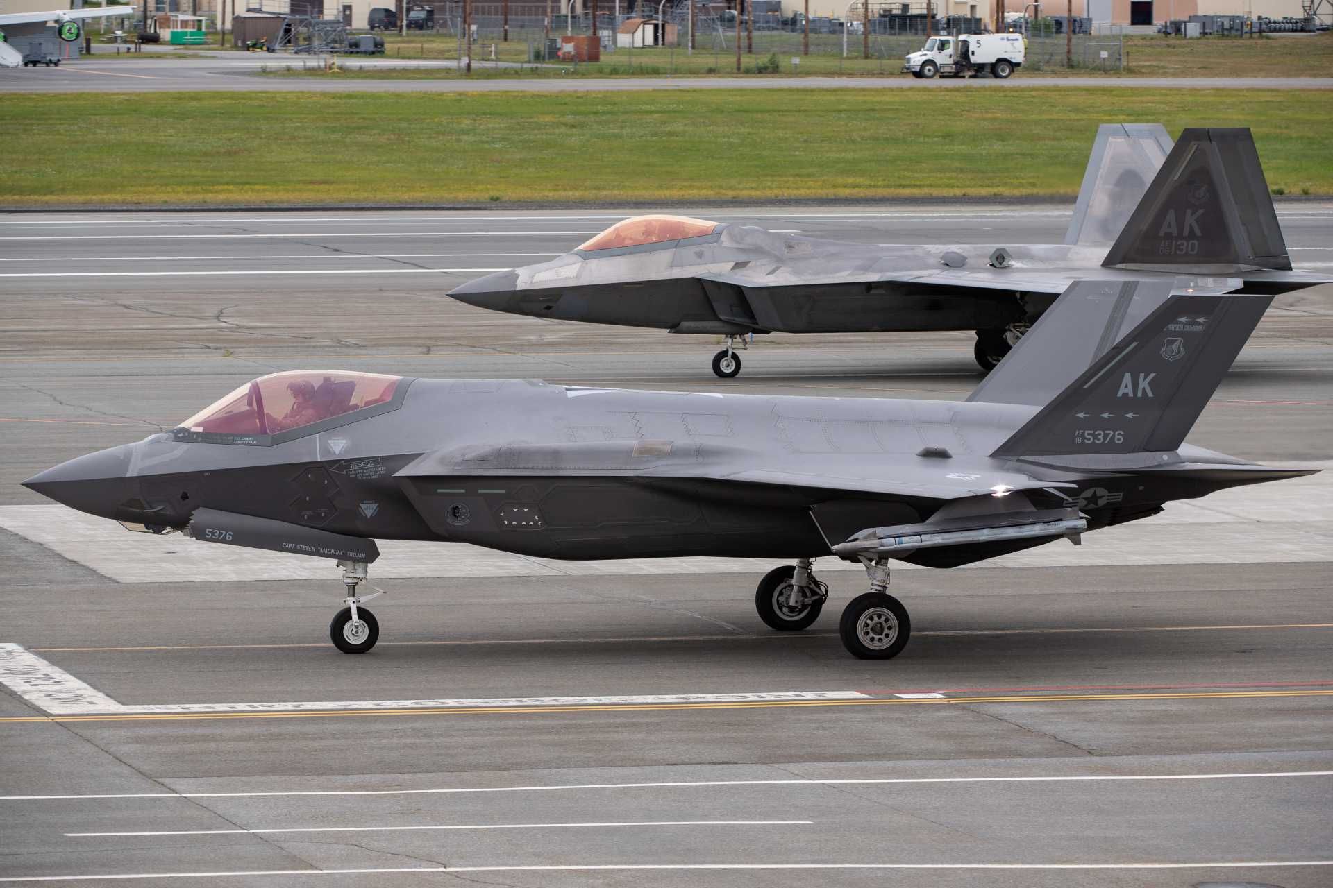 Lockheed Martin plans to integrate sixth-generation technologies into the U.S. Air Force’s F-35 and F-22 fighters.