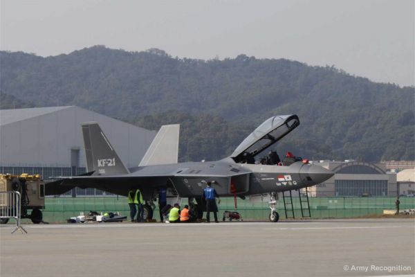 The 16 KF-21 fighter jets for Indonesia will likely be produced under the Block II standard, which is planned to integrate air-to-ground and maritime strike capabilities by the late 2020s. (Picture source: Army Recognition)
