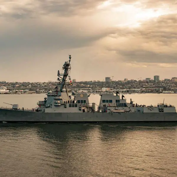 USS J. William Middendorf belongs to the Flight III configuration that began with USS Jack H. Lucas (DDG 125), the first Flight III destroyer commissioned in October 2023. (Picture source: US Navy)