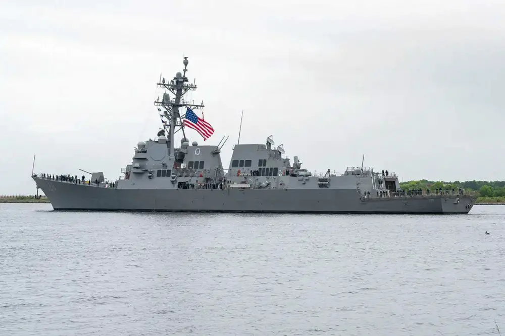 The U.S. Navy’s newest Flight III Arleigh Burke-class guided missile destroyer USS Ted Stevens (DDG 128) departs HII Ingalls Shipbuilding on May 8, 2026, beginning its transit to Norfolk, Virginia ahead of commissioning in Whittier, Alaska as one of the Navy’s most advanced air and missile defense warships.