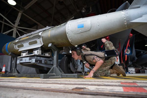 South Korea plans to acquire 766 U.S.-made Boeing JDAM guidance kits to expand its precision airstrike capability, with most of the package focused on 2,000-pound BLU-109 penetrator bombs for hardened North Korean military targets (Picture source: U.S. DoW).