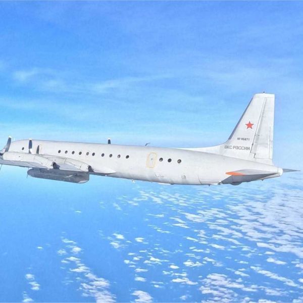 Russian Ilyushin Il-20M electronic intelligence aircraft intercepted by Polish Air Force fighters over the Baltic Sea during a NATO air policing mission on May 13, 2026. The Russian reconnaissance aircraft was reportedly flying with transponders switched off, raising concerns over regional security and civilian aviation safety. (Picture source: X account of Polish Defense Minister Władysław Kosiniak-Kamysz)