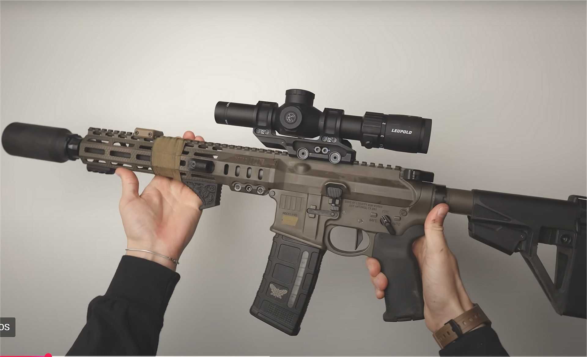 U.S. Special Operations Forces will begin fielding the new SOLGW MK1 rifle in 2026, shown here equipped with a suppressor, advanced optics, and modular accessories tailored for high-risk operations.