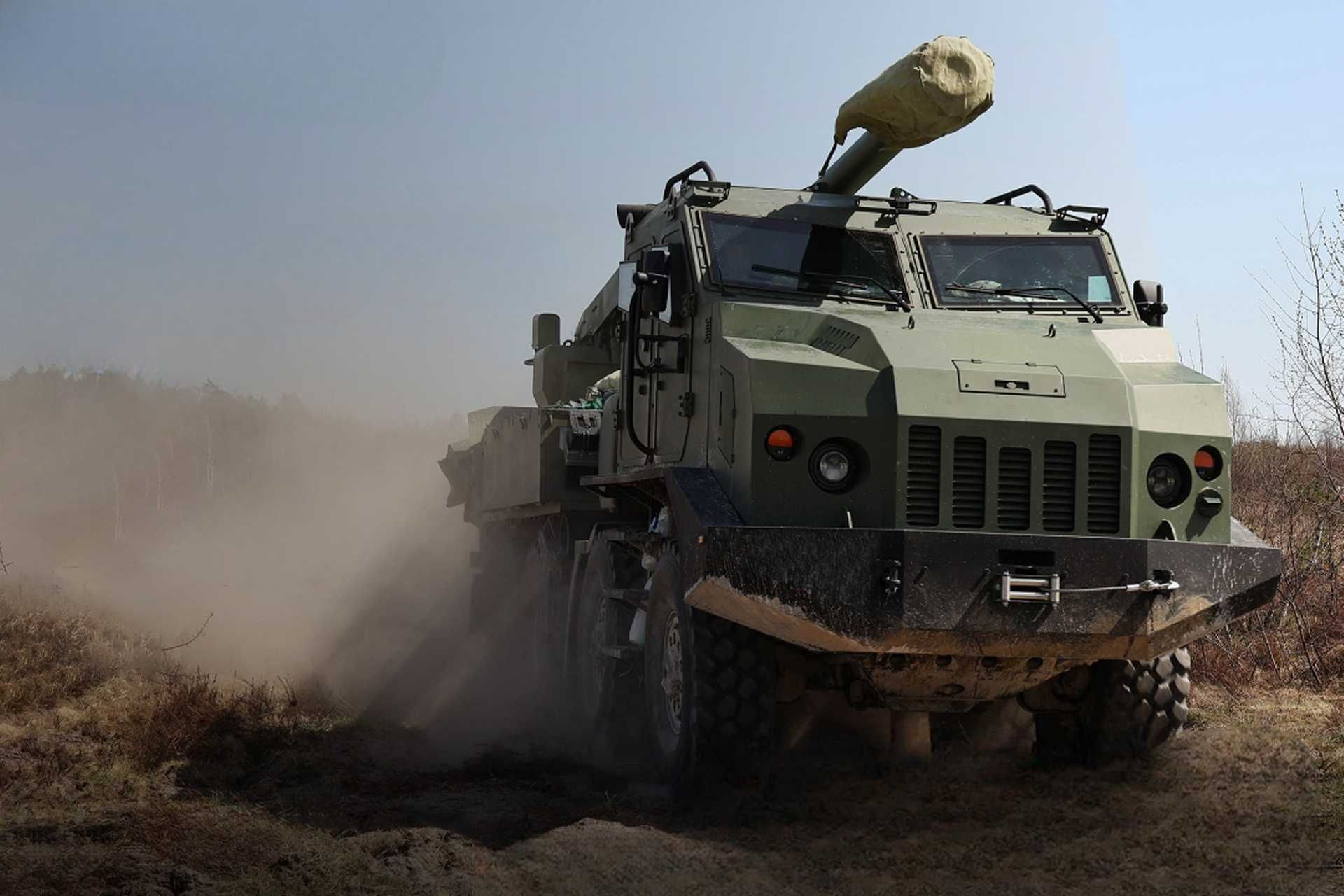 The start of production in Poland through PK MIL SA will represent the first foreign manufacturing arrangement for the Bohdana self-propelled howitzer outside Ukraine. (Picture source: Ukrainian 44th Artillery Brigade)