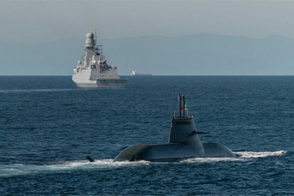 NATO warships, submarines, and maritime patrol aircraft launch Dynamic Mongoose 2026 off Norway to strengthen Allied anti-submarine warfare capabilities in the Arctic and North Atlantic against growing Russian undersea threats.