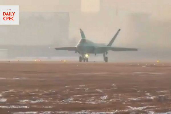 A Shenyang J‑35A fifth‑generation stealth fighter is seen during a flight test in China, as video released on January 7, 2025, confirmed the joint testing of two production aircraft.