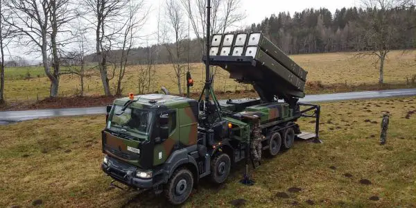 The SAMP/T NG uses vertical launchers providing 360-degree engagement, each carrying eight Aster missiles, with a battery scalable up to six launchers for a total of 48 ready-to-fire interceptors. (Picture source: MBDA)