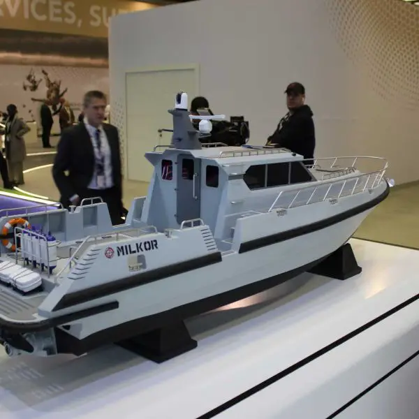 The Milkor Commander's propulsion consists of either two Caterpillar C12.9 diesel engines or two Volvo D13 diesel engines, each rated at 1,000 horsepower, allowing a top speed of 45 knots and a cruising speed of 30 knots. (Picture source: Army Recognition)