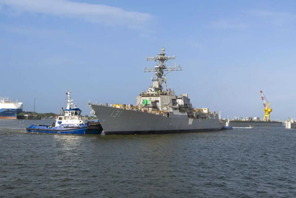 The modern Flight III variant originates from the cancellation of the CG(X) cruiser and the need to replace the SPY-1D(V) radar's limited performance against modern ballistic and low-observable targets. (Picture source: HII)