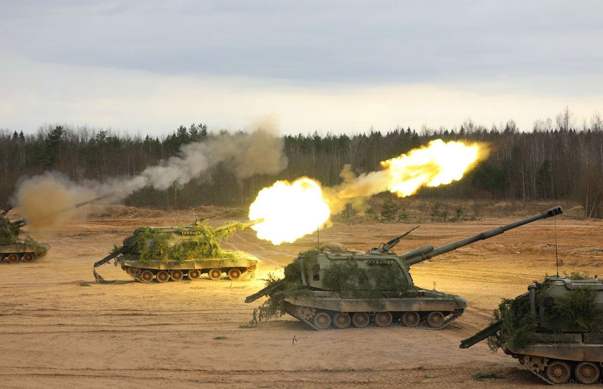 Estonian intelligence says Russia has surged artillery and rocket munitions output to sustain Ukraine operations while rebuilding wartime stockpiles for a future showdown, forcing NATO to accelerate its own ammunition, air-defense, and industrial mobilization (Picture source: Russian MoD).